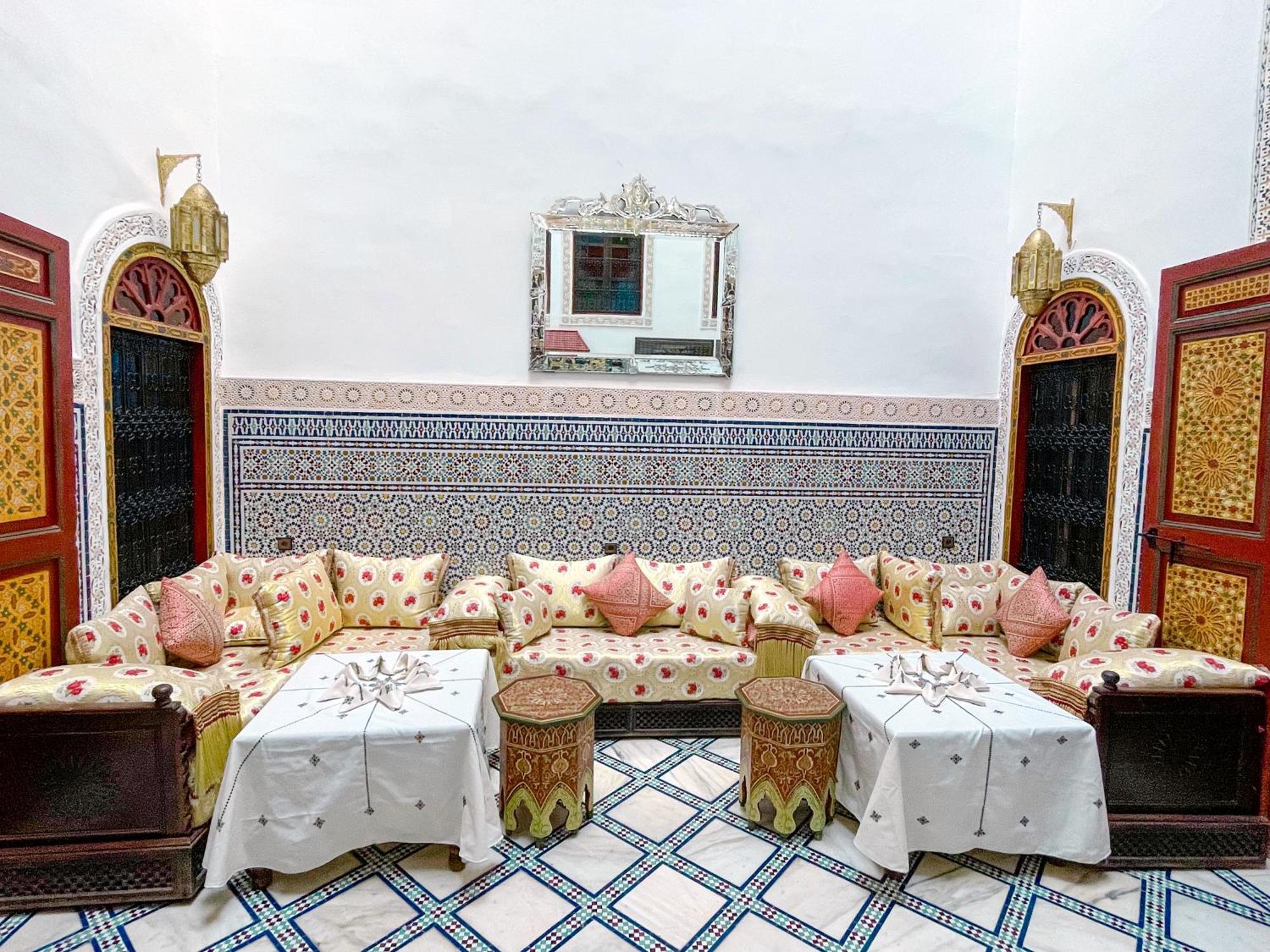 Riad Dar El Ouedghiri Φεζ Εξωτερικό φωτογραφία